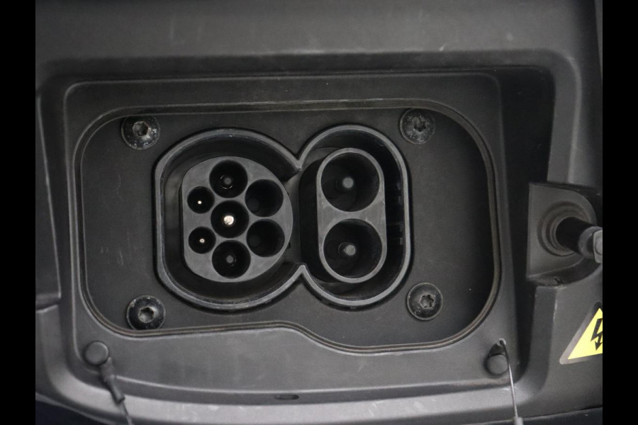 Aiways U5 63 kWh Premium | 40.800km NAP | Panoramadak | Leder | Stoelverwarming | Adaptive cruise | Carplay | 360 camera | Full LED | Keyless