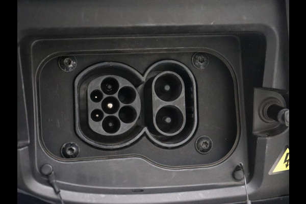 Aiways U5 63 kWh Premium | 40.800km NAP | Panoramadak | Leder | Stoelverwarming | Adaptive cruise | Carplay | 360 camera | Full LED | Keyless