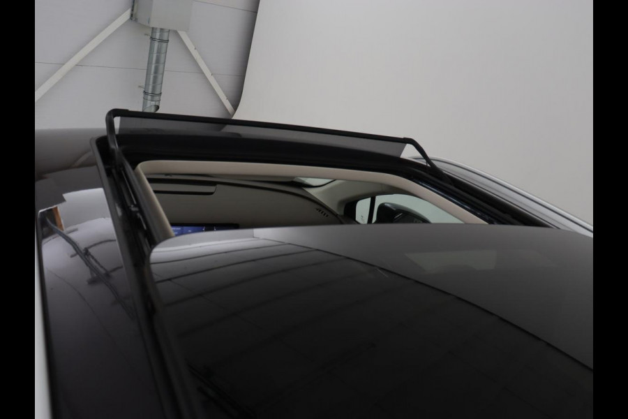 Aiways U5 63 kWh Premium | 40.800km NAP | Panoramadak | Leder | Stoelverwarming | Adaptive cruise | Carplay | 360 camera | Full LED | Keyless