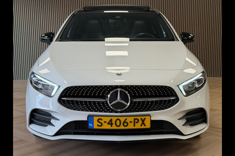 Mercedes-Benz A-Klasse 250e AMG Line AUT PANORAMADAK SFEERVERLICHTING KEYLESS-GO NAVIGATIE CAMERA STOELVERWARMING PDC AIRCO CRUISE