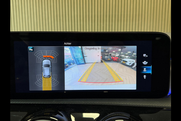 Mercedes-Benz A-Klasse 250e AMG Line AUT PANORAMADAK SFEERVERLICHTING KEYLESS-GO NAVIGATIE CAMERA STOELVERWARMING PDC AIRCO CRUISE