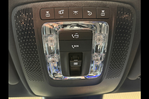Mercedes-Benz A-Klasse 250e AMG Line AUT PANORAMADAK SFEERVERLICHTING KEYLESS-GO NAVIGATIE CAMERA STOELVERWARMING PDC AIRCO CRUISE