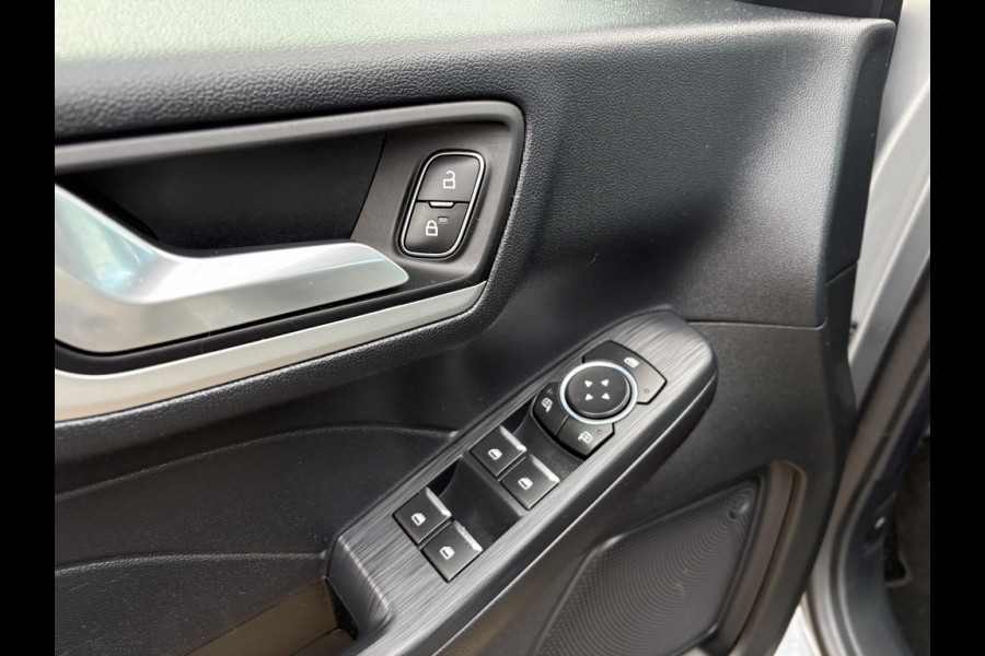 Ford Kuga 2.5 FHEV Titanium Hybride