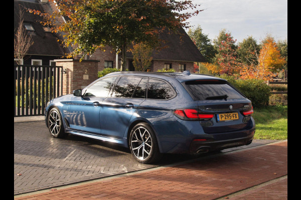 BMW 5 Serie Touring 530e xDrive Business Edition Plus | M-Pakket | Laser Led | Head-up display | Camera  NL-Auto |