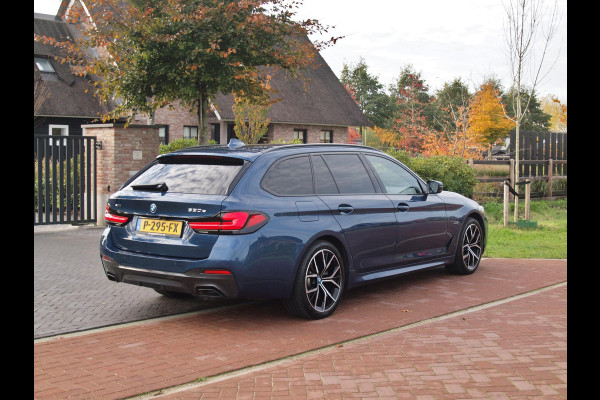 BMW 5 Serie Touring 530e xDrive Business Edition Plus | M-Pakket | Laser Led | Head-up display | Camera  NL-Auto |