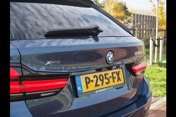 BMW 5 Serie Touring 530e xDrive Business Edition Plus | M-Pakket | Laser Led | Head-up display | Camera  NL-Auto |
