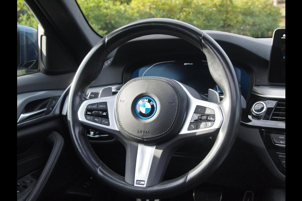 BMW 5 Serie Touring 530e xDrive Business Edition Plus | M-Pakket | Laser Led | Head-up display | Camera  NL-Auto |