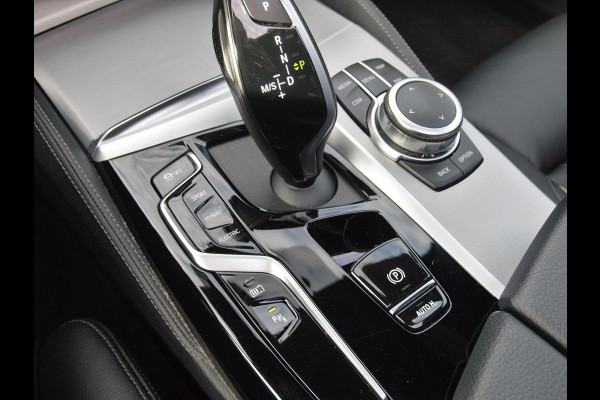 BMW 5 Serie Touring 530e xDrive Business Edition Plus | M-Pakket | Laser Led | Head-up display | Camera  NL-Auto |
