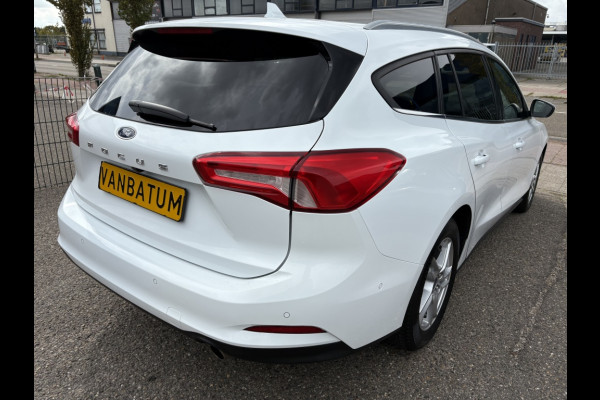 Ford FOCUS Wagon 1.0 EcoBoost Titanium Business