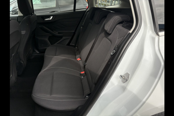 Ford FOCUS Wagon 1.0 EcoBoost Titanium Business