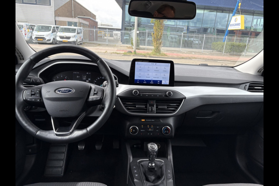 Ford FOCUS Wagon 1.0 EcoBoost Titanium Business