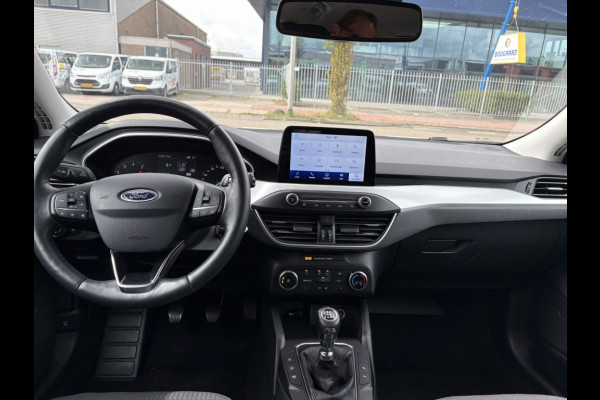 Ford FOCUS Wagon 1.0 EcoBoost Titanium Business