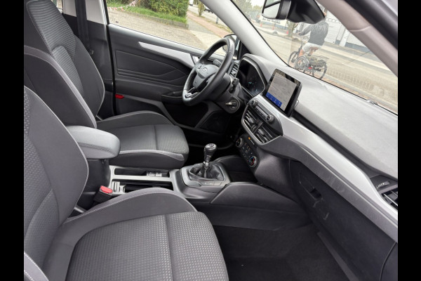 Ford FOCUS Wagon 1.0 EcoBoost Titanium Business