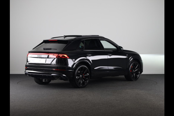 Audi Q8 60 TFSI e quattro Pro Line S Competition 490pk | Panoramadak | Head up display | Memory | Trekhaak | Massage stoelen | Assistentpakket Tour |