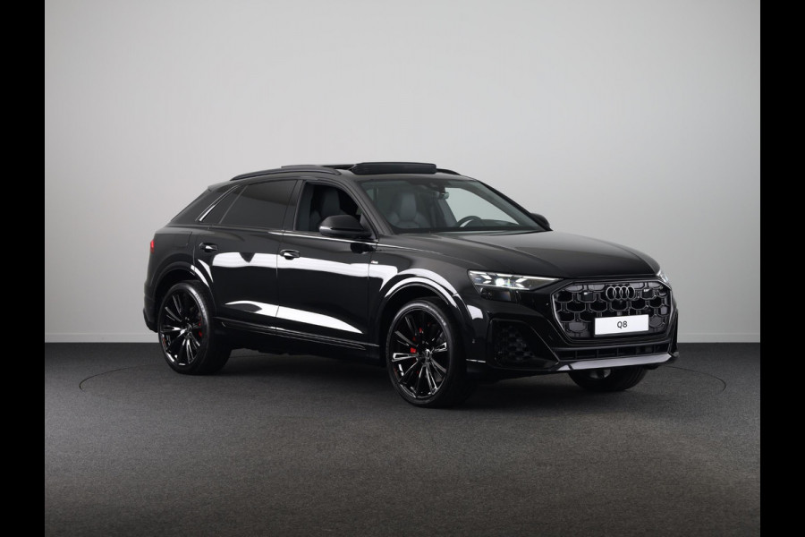 Audi Q8 60 TFSI e quattro Pro Line S Competition 490pk | Panoramadak | Head up display | Memory | Trekhaak | Massage stoelen | Assistentpakket Tour |