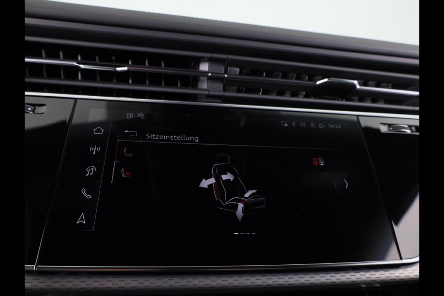 Audi Q8 60 TFSI e quattro Pro Line S Competition 490pk | Panoramadak | Head up display | Memory | Trekhaak | Massage stoelen | Assistentpakket Tour |
