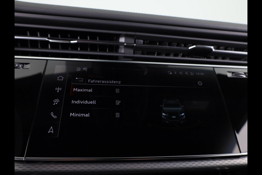 Audi Q8 60 TFSI e quattro Pro Line S Competition 490pk | Panoramadak | Head up display | Memory | Trekhaak | Massage stoelen | Assistentpakket Tour |