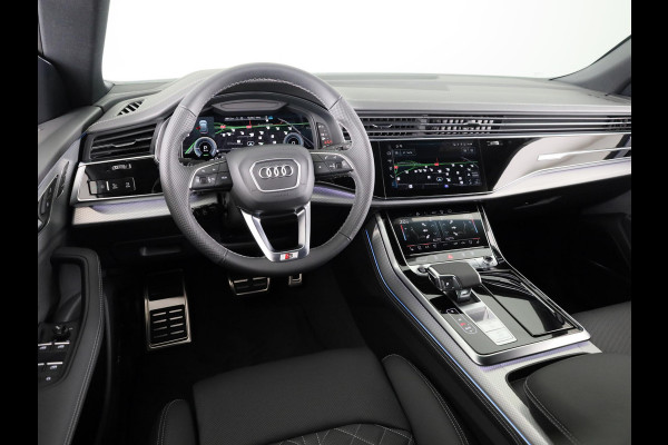 Audi Q8 60 TFSI e quattro Pro Line S Competition 490pk | Panoramadak | Head up display | Memory | Trekhaak | Massage stoelen | Assistentpakket Tour |