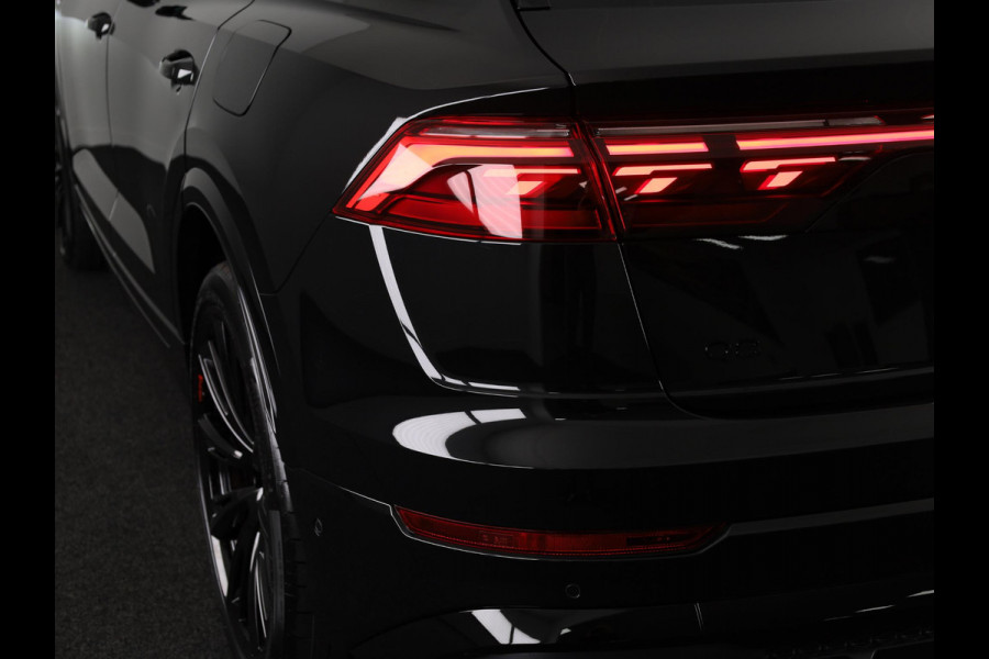 Audi Q8 60 TFSI e quattro Pro Line S Competition 490pk | Panoramadak | Head up display | Memory | Trekhaak | Massage stoelen | Assistentpakket Tour |