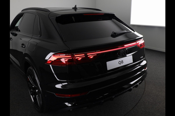 Audi Q8 60 TFSI e quattro Pro Line S Competition 490pk | Panoramadak | Head up display | Memory | Trekhaak | Massage stoelen | Assistentpakket Tour |