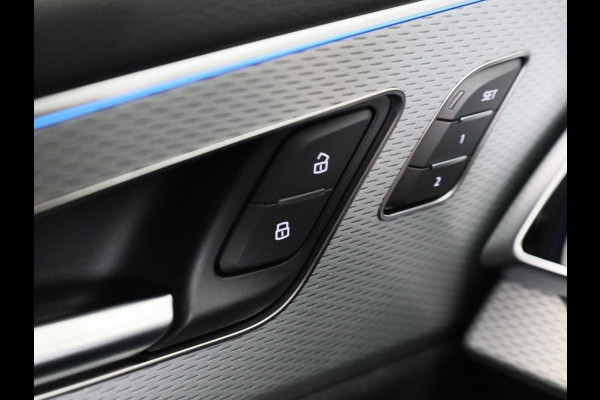 Audi Q8 60 TFSI e quattro Pro Line S Competition 490pk | Panoramadak | Head up display | Memory | Trekhaak | Massage stoelen | Assistentpakket Tour |