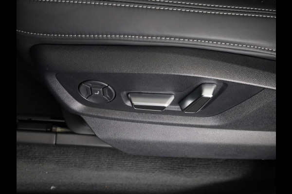 Audi Q8 60 TFSI e quattro Pro Line S Competition 490pk | Panoramadak | Head up display | Memory | Trekhaak | Massage stoelen | Assistentpakket Tour |