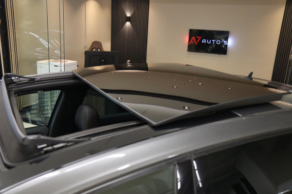 Volkswagen Golf 2.0 TSI 4Motion R /PANO/CARPLAY/KEYLESS/ACC/BLINDSPOT/DUNAAUDIO/SFEER/VOL