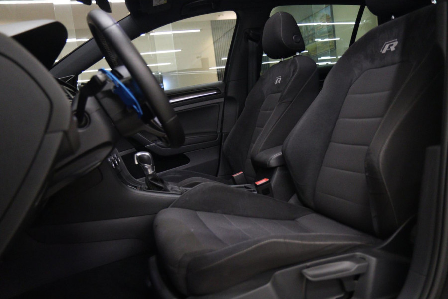 Volkswagen Golf 2.0 TSI 4Motion R /PANO/CARPLAY/KEYLESS/ACC/BLINDSPOT/DUNAAUDIO/SFEER/VOL