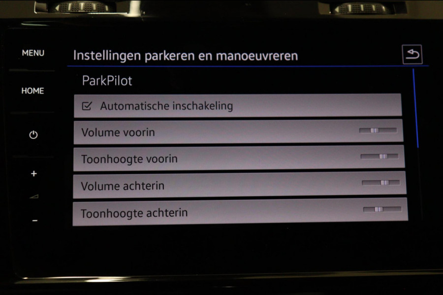 Volkswagen Golf 2.0 TSI 4Motion R /PANO/CARPLAY/KEYLESS/ACC/BLINDSPOT/DUNAAUDIO/SFEER/VOL