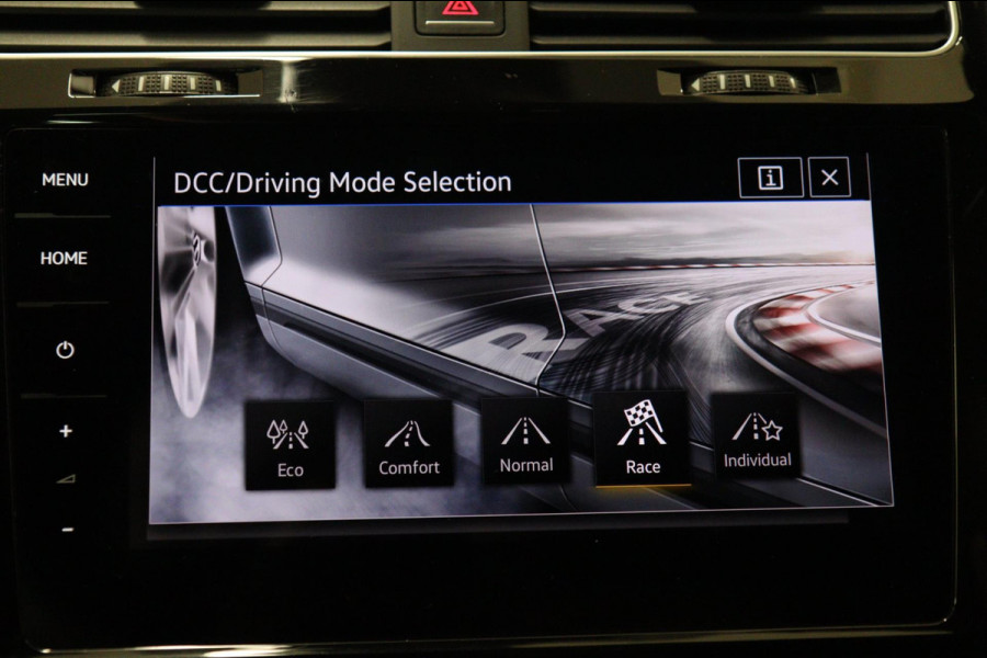 Volkswagen Golf 2.0 TSI 4Motion R /PANO/CARPLAY/KEYLESS/ACC/BLINDSPOT/DUNAAUDIO/SFEER/VOL