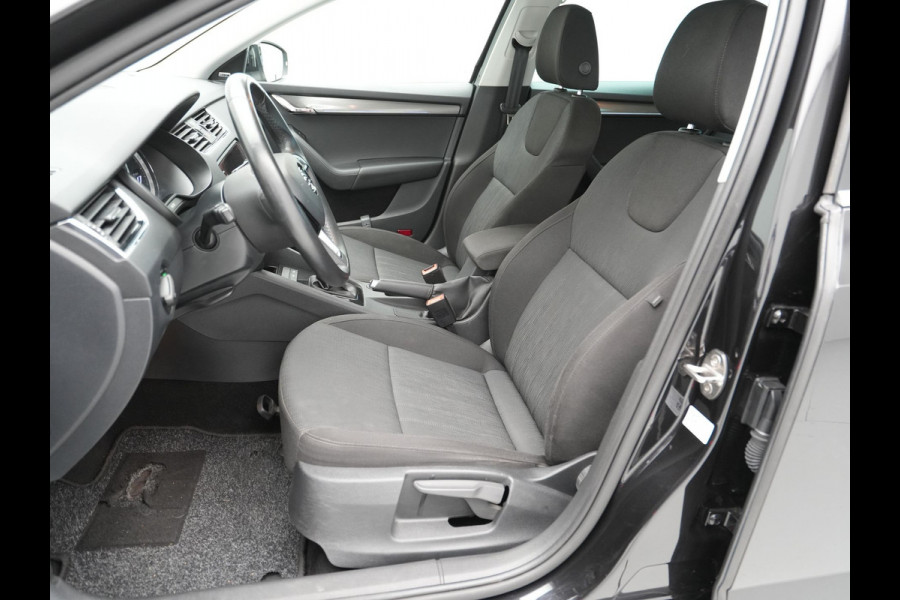 Škoda Octavia Combi 1.5 TSI 150pk DSG Greentech Business Edition Plus Navigatie Stoelverwarming Canton Clima 104