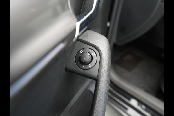 Škoda Octavia Combi 1.5 TSI 150pk DSG Greentech Business Edition Plus Navigatie Stoelverwarming Canton Clima 104