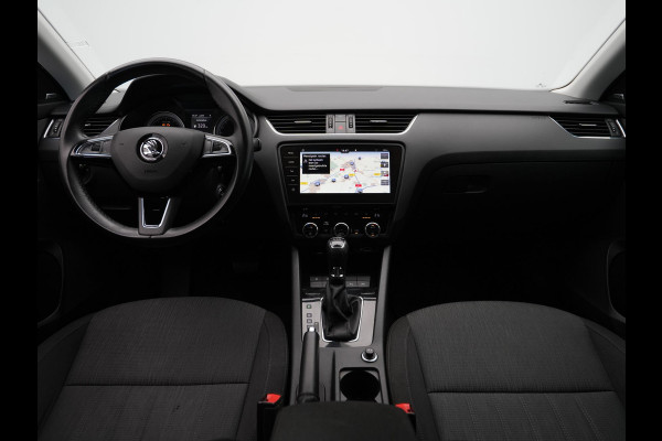Škoda Octavia Combi 1.5 TSI 150pk DSG Greentech Business Edition Plus Navigatie Stoelverwarming Canton Clima 104