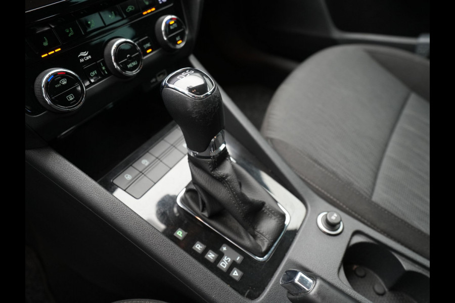 Škoda Octavia Combi 1.5 TSI 150pk DSG Greentech Business Edition Plus Navigatie Stoelverwarming Canton Clima 104