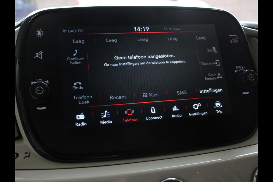 Fiat 500 1.0 Hybrid Dolcevita Panorama dak Climate Control Cruise Control Navigatie Apple Carplay/Android Auto Dab Digitale Cockpit Parkeer Sensoren  Lichtmetalen Velgen 16" Led