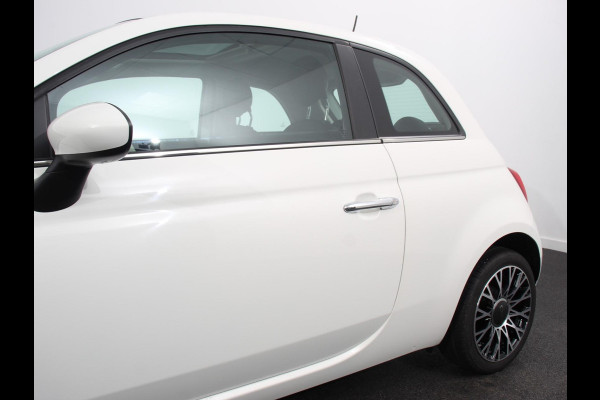 Fiat 500 1.0 Hybrid Dolcevita Panorama dak Climate Control Cruise Control Navigatie Apple Carplay/Android Auto Dab Digitale Cockpit Parkeer Sensoren  Lichtmetalen Velgen 16" Led