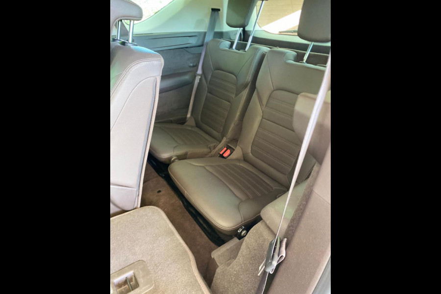 Renault Espace 1.6 dCi Initiale Paris 7p. Automaat pano