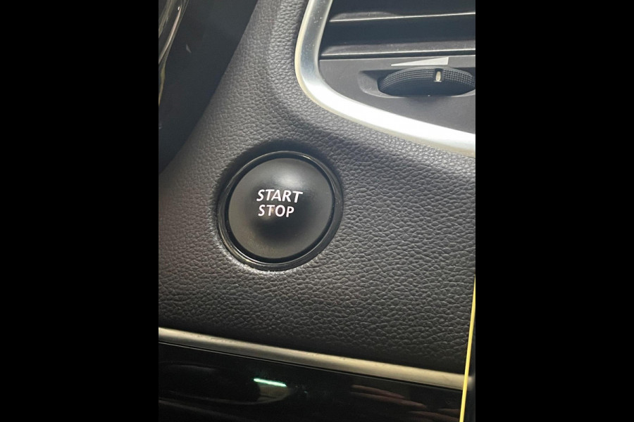 Renault Espace 1.6 dCi Initiale Paris 7p. Automaat pano