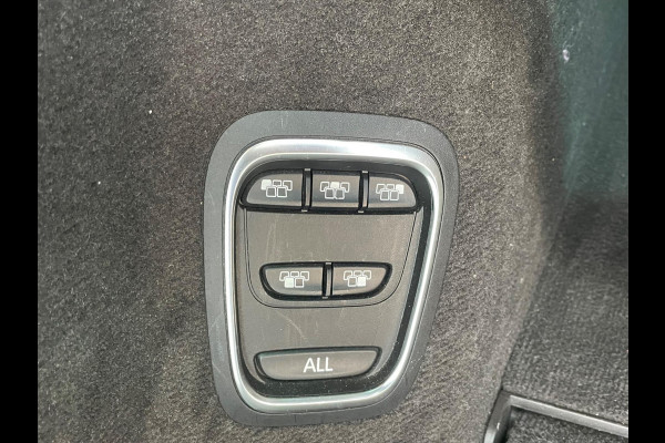 Renault Espace 1.6 dCi Initiale Paris 7p. Automaat pano