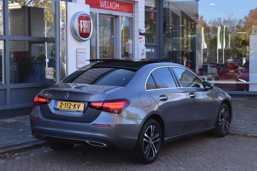 Mercedes-Benz A-Klasse 250 e Luxury Line|Dak|Sfeer|Trekhaak|Orig.NL.