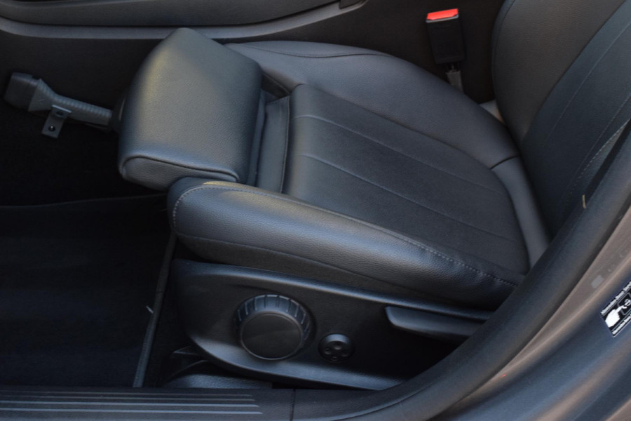 Mercedes-Benz A-Klasse 250 e Luxury Line|Dak|Sfeer|Trekhaak|Orig.NL.