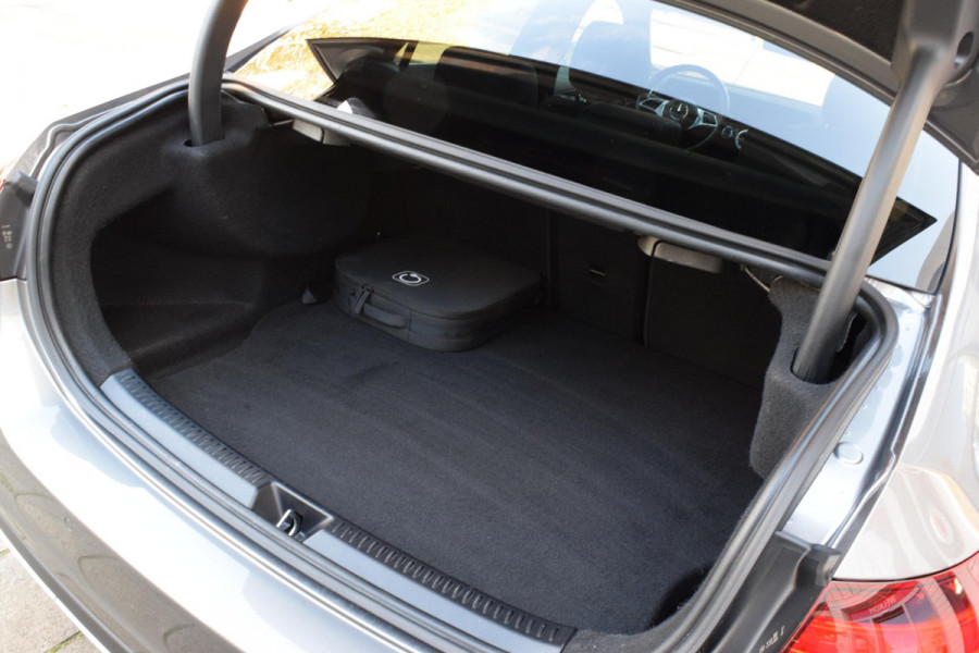 Mercedes-Benz A-Klasse 250 e Luxury Line|Dak|Sfeer|Trekhaak|Orig.NL.