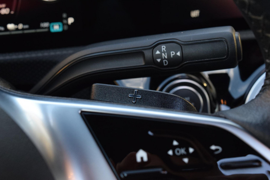 Mercedes-Benz A-Klasse 250 e Luxury Line|Dak|Sfeer|Trekhaak|Orig.NL.