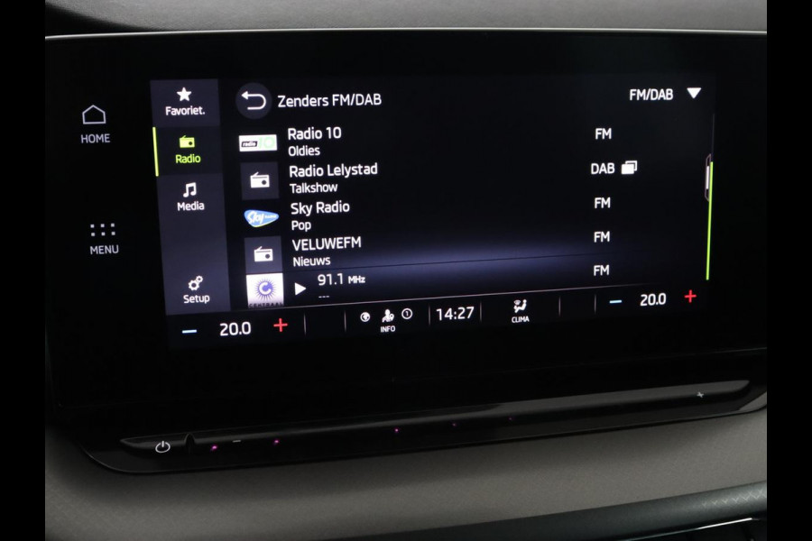 Škoda Octavia 1.0 TSI Business Edition | Carplay | Navigatie | Chroom Pakket | Parkeerhulp | Full LED | Getint glas | Climate control | Cruise control | Bluetooth | Virtual Cockpit | Keyless start | 18'' lichtmetalen velgen