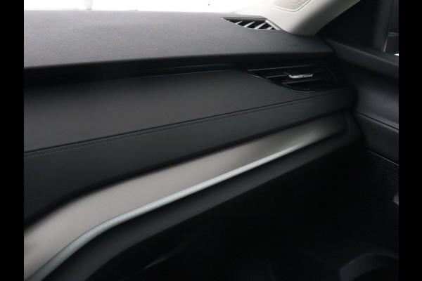 Škoda Octavia 1.0 TSI Business Edition | Carplay | Navigatie | Chroom Pakket | Parkeerhulp | Full LED | Getint glas | Climate control | Cruise control | Bluetooth | Virtual Cockpit | Keyless start | 18'' lichtmetalen velgen