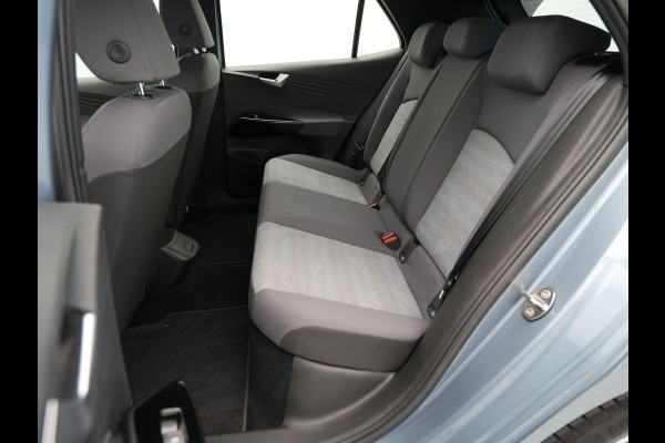 Volkswagen ID.3 Life 58 kWh 204pk Navigatie Stoelverwarming Acc Pdc 171