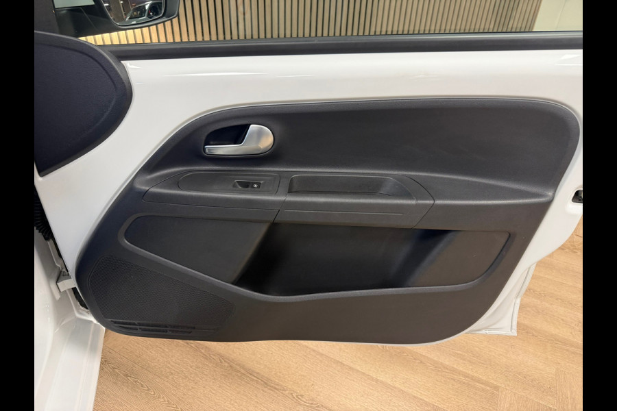 Volkswagen e-Up! AUTOMAAT AIRCO CLIMATE CONTROL BLUETOOTH 260KM BEREIK