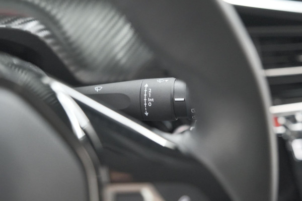 Peugeot 208 PureTech 100 Active | Parkeersensoren | Navigatie | Apple Carplay