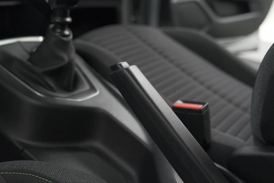 Peugeot 208 PureTech 100 Active | Parkeersensoren | Navigatie | Apple Carplay