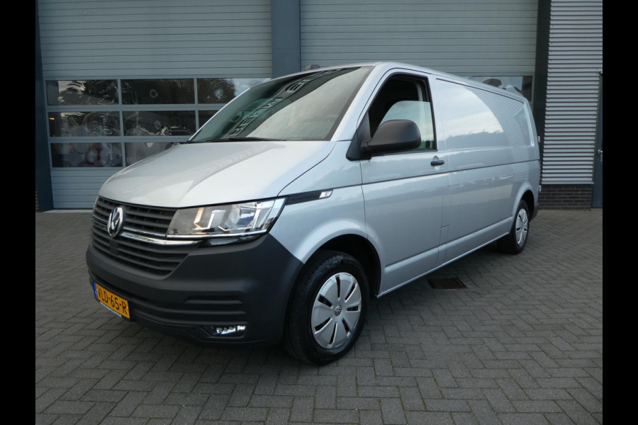 Volkswagen Transporter 2.0 TDI 150 pk L2H1 lang airco navigatie trekhaak